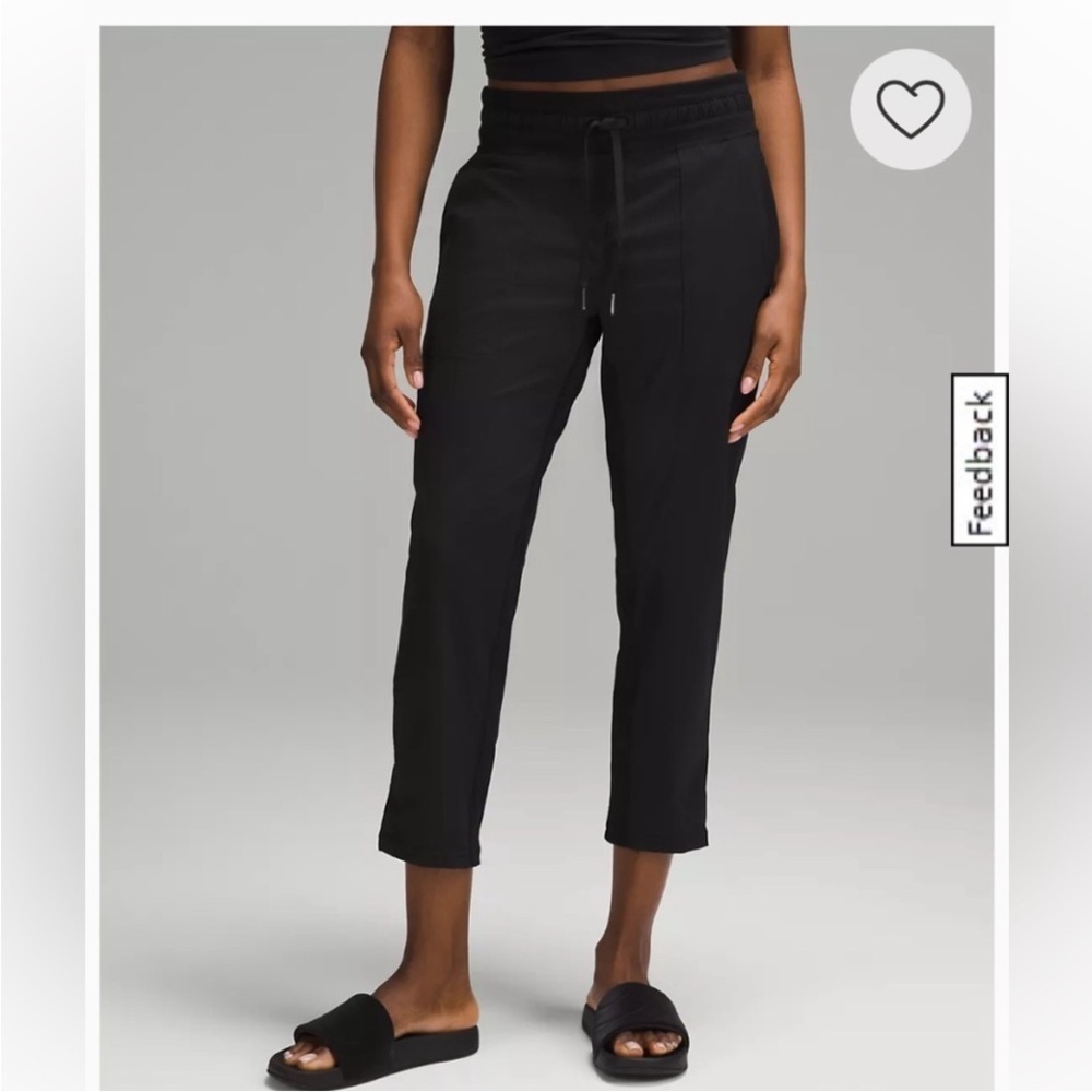 Lululemon Dance
Studio Crop
Unlined
Black Size 4, casual wear hiking walking